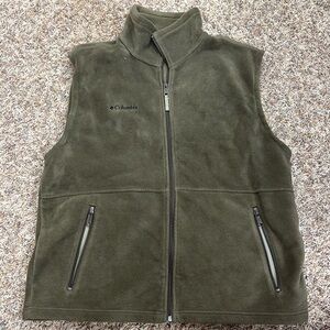 Columbia Dark Olive Green Fleece Vest